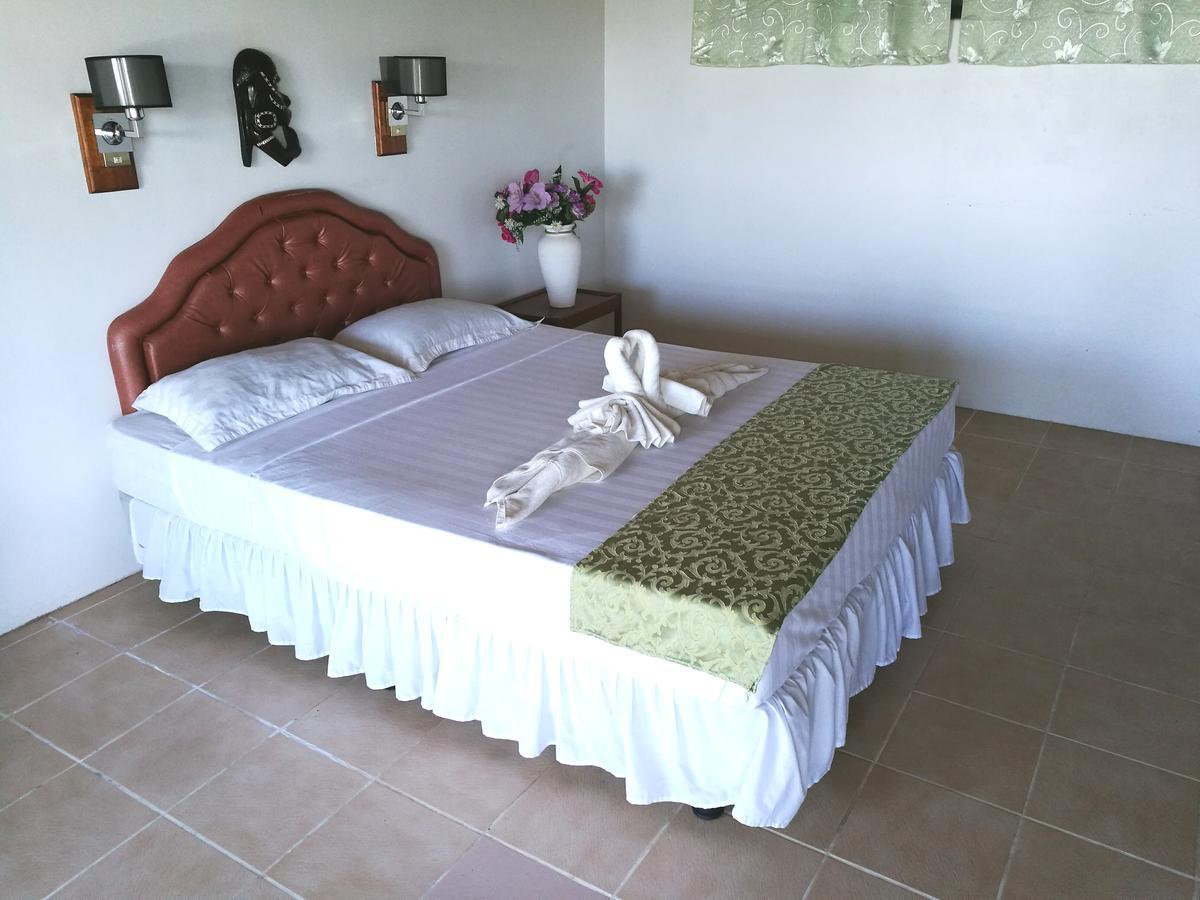 Honiara Hotel Extérieur photo